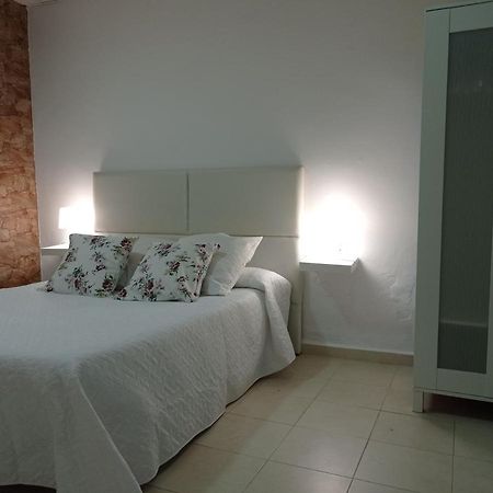 Estudio Centrico En Aguilas Luaran gambar
