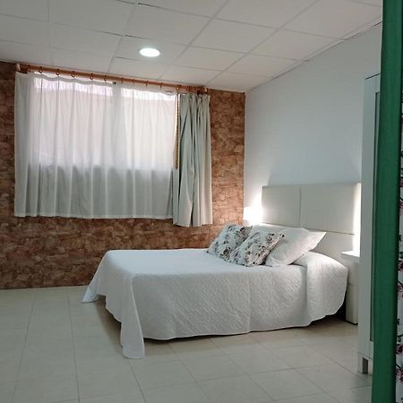 Estudio Centrico En Aguilas Luaran gambar